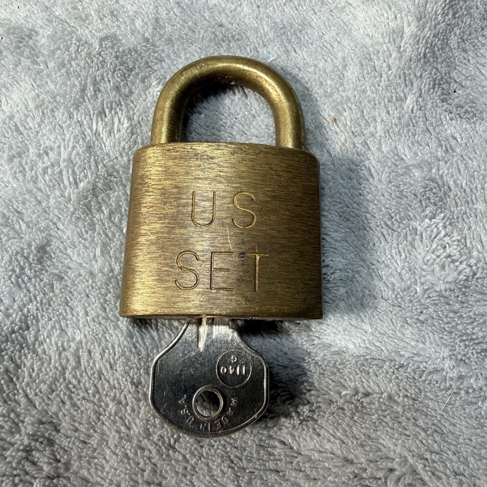U.S. Military Waterbury NOS Solid Brass Padlock With One Key